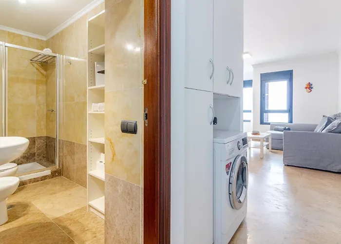 Ocean & Auditorium Views *