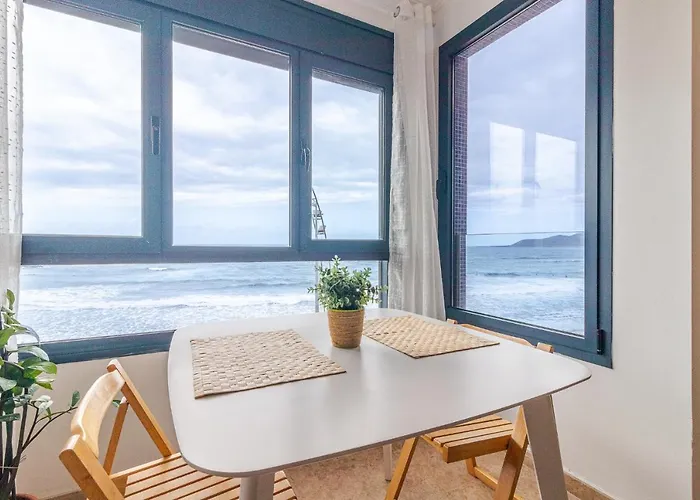 Ocean & Auditorium Views *