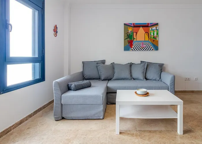 Ocean & Auditorium Views Apartament *