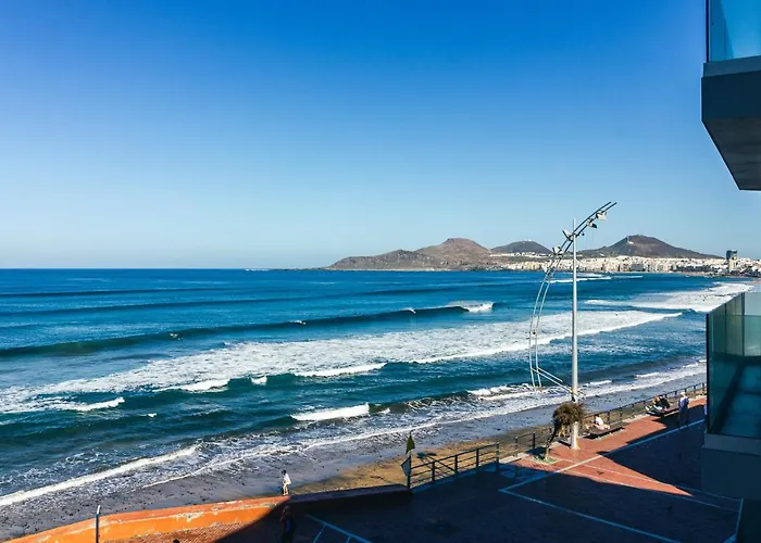 Ocean & Auditorium Views